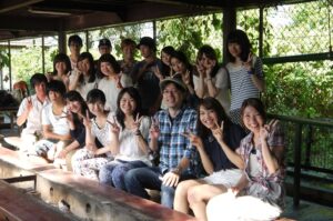 ゼミ合宿恒例のバーベキューにて